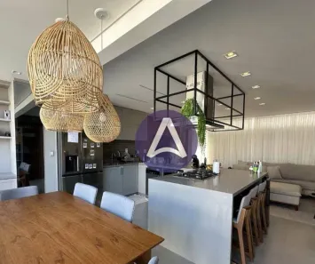 Casa com 3 Quartos à venda, 208m² no Rio Tavares, Florianópolis