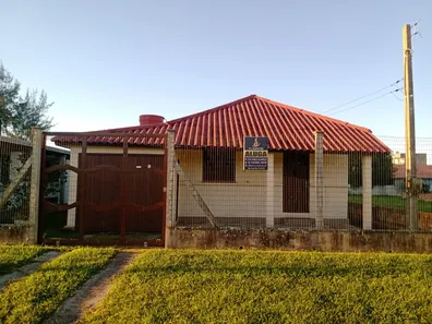 Casa com 2 Quartos para alugar, 90m² no Areias Brancas, Arroio do Sal