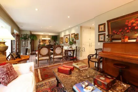 Apartamento com 4 Quartos à venda, 201m² no Jardim Fonte do Morumbi, São Paulo