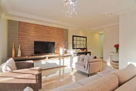 Sobrado com 4 Quartos para alugar, 480m² no Vila Paiva, São Paulo