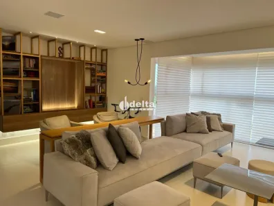 Apartamento com 2 Quartos para alugar, 109m² no Jardim Karaíba, Uberlândia