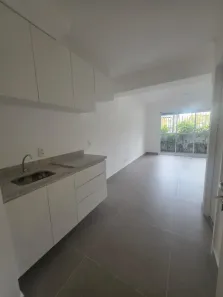 Flat com 1 Quarto para alugar, 22m² no Vila Osasco, Osasco