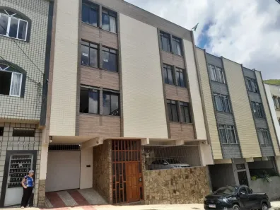 Apartamento com 3 Quartos para alugar, 90m² no Paineiras, Juiz de Fora