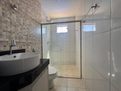 Casa com 2 Quartos para alugar, 155m² no Parque das Paineiras, Rio Verde