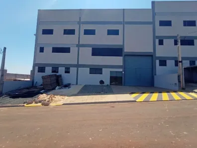 Galpão/Depósito/Armazém para alugar, 673m² no Loteamento Industrial 9 de Julho, Americana