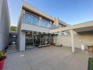 Casa de Condomínio com 3 Quartos à venda, 200m² no Tamboré, Santana de Parnaíba
