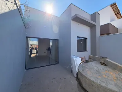 Casa com 3 Quartos à venda, 56m² no Jardim Primavera, Montes Claros