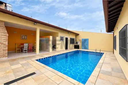 Casa com 3 Quartos à venda, 173m² no Balneário Stella Maris, Peruíbe