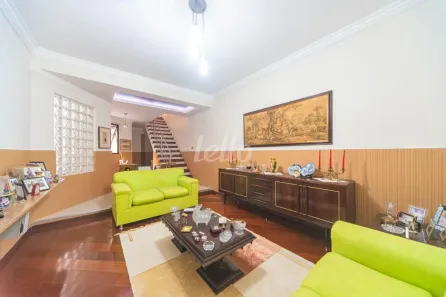 Casa com 3 Quartos à venda, 178m² no Vila Scarpelli, Santo André