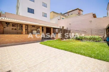 Casa com 4 Quartos à venda, 330m² no Europa, Contagem