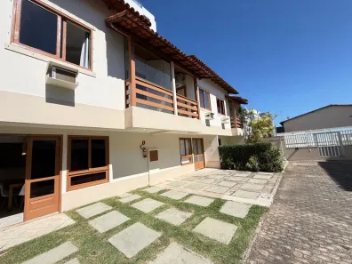 Casa de Condomínio com 2 Quartos à venda, 82m² no Enseada Azul, Guarapari