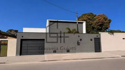 Casa com 5 Quartos à venda, 247m² no Vila Sul, Anápolis