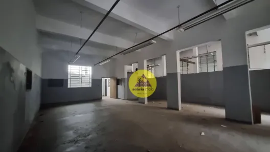 Galpão/Depósito/Armazém para alugar, 317m² no Vila Pereira Barreto, São Paulo