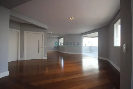 Apartamento com 3 Quartos para venda ou aluguel, 244m² no Vila Uberabinha, São Paulo