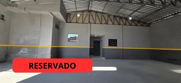 Galpão/Depósito/Armazém para alugar, 111m² no Roça Grande, Colombo