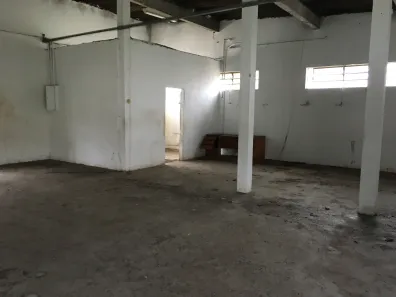 Imóvel Comercial à venda, 275m² no Jardim Santa Luzia, Pindamonhangaba