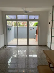 Casa de Condomínio com 2 Quartos à venda, 150m² no São Francisco, Niterói