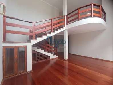 Sobrado com 4 Quartos à venda, 356m² no São José, Franca
