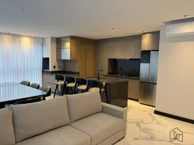 Apartamento com 3 Quartos para alugar, 120m² no América, Joinville
