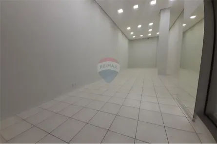 Ponto Comercial para alugar, 100m² no Chácara Floresta, Botucatu