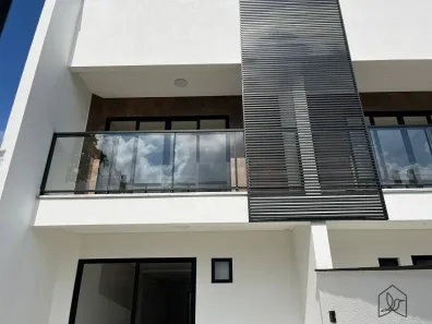 Casa com 2 Quartos para alugar, 93m² no Saguaçu, Joinville