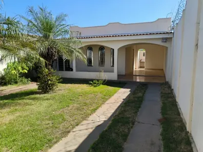 Casa com 3 Quartos para alugar, 139m² no Arruamento Primavera, Mogi Guaçu