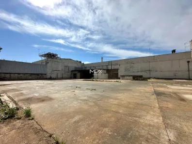 Galpão/Depósito/Armazém para venda ou aluguel, 1300m² no Morumbi, Piracicaba
