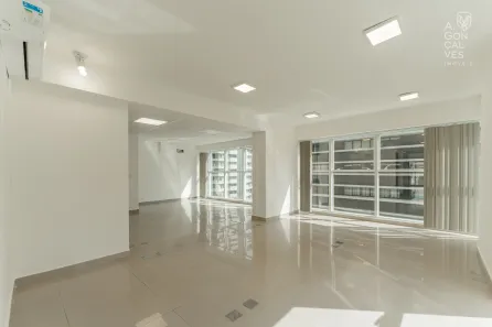 Sala Comercial para alugar, 173m² no Batel, Curitiba