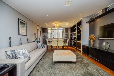 Apartamento com 3 Quartos à venda, 212m² no Santa Cecília, São Paulo