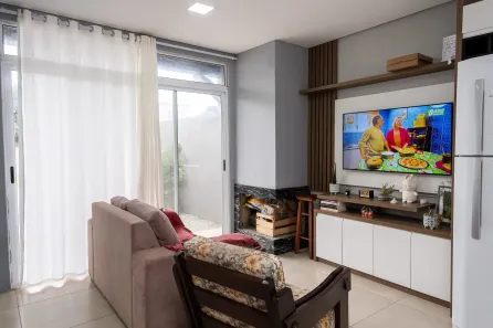 Casa com 2 Quartos à venda, 68m² no Laranjal, Pelotas