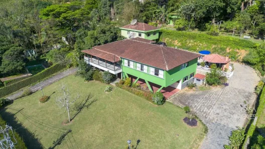 Casa com 6 Quartos à venda, 700m² no Samambaia, Petrópolis