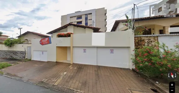 Casa com 3 Quartos para alugar, 241m² no Renascença, São Luís
