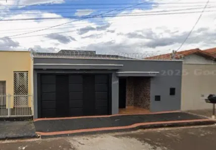 Casa com 2 Quartos à venda, 282m² no Centro, Ituiutaba