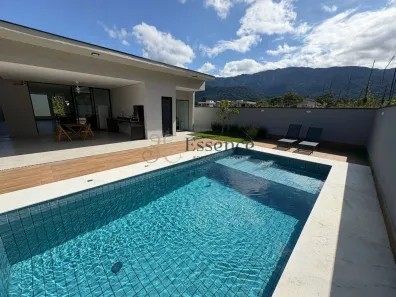 Casa com 3 Quartos à venda, 225m² no Tabatinga, Caraguatatuba