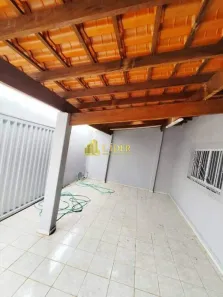 Casa com 3 Quartos à venda, 150m² no Santa Mônica, Uberlândia