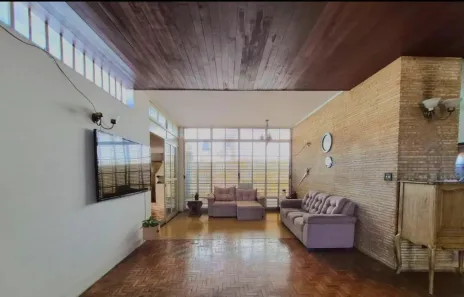 Casa com 4 Quartos para alugar, 250m² no Sumaré, São Paulo