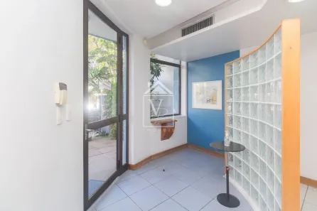 Prédio Comercial à venda, 572m² no Auxiliadora, Porto Alegre