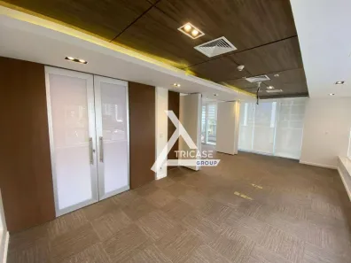 Sala Comercial para alugar, 200m² no Jardim das Acácias, São Paulo