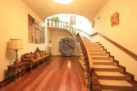 Casa com 5 Quartos à venda, 1100m² no Jardim Everest, São Paulo