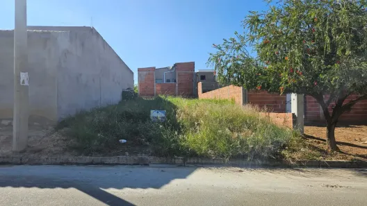 Lote/Terreno à venda, 180m² no Residencial Parque Imperial, Salto