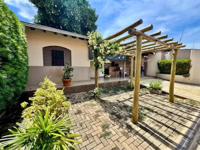 Casa com 3 Quartos à venda, 230m² no Parque Residencial Presidente Médici, Itu