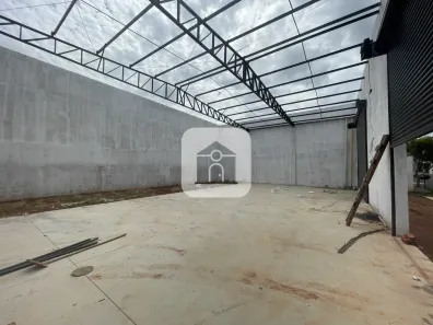 Galpão/Depósito/Armazém para alugar, 320m² no Laranjeiras, Uberlândia