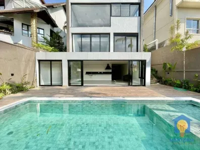 Casa de Condomínio com 4 Quartos à venda, 484m² no São Paulo II, Cotia
