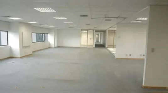 Ponto Comercial para alugar, 723m² no Vila Cordeiro, São Paulo