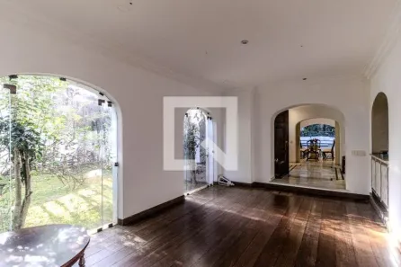 Casa com 5 Quartos à venda, 600m² no Pacaembu, São Paulo