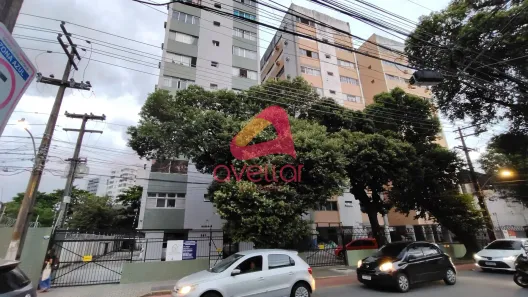 Apartamento com 3 Quartos para alugar, 105m² no Paissandu, Recife