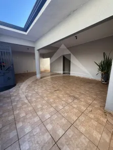 Casa com 3 Quartos para alugar, 199m² no Ipanema, Araçatuba
