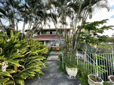 Casa com 6 Quartos à venda, 280m² no Sapê, Niterói