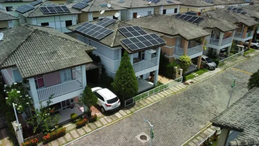 Casa de Condomínio com 4 Quartos à venda, 211m² no Stella Maris, Salvador