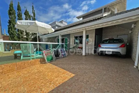 Casa com 6 Quartos à venda, 253m² no Balneario Flórida, Peruíbe